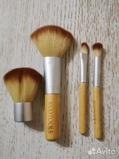 Набор кистей для макияжа Ecotools