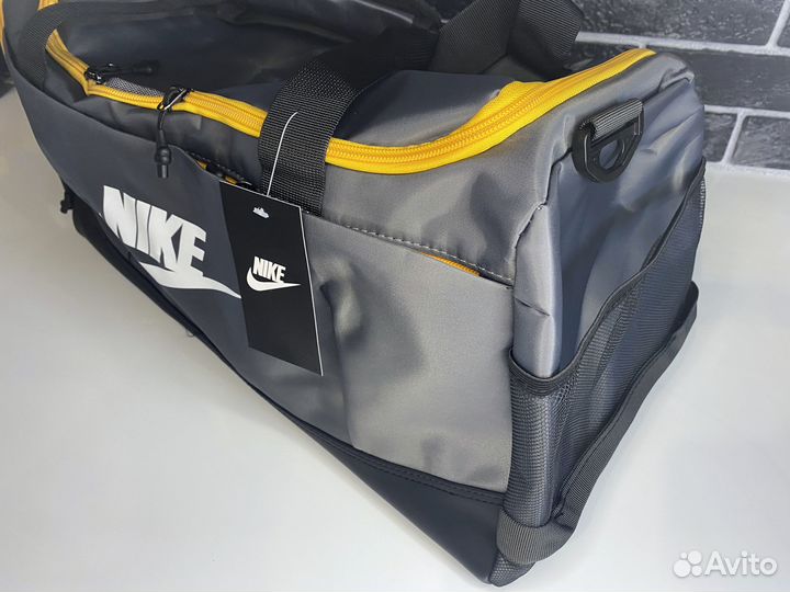 Спортивная сумка Nike (новая)