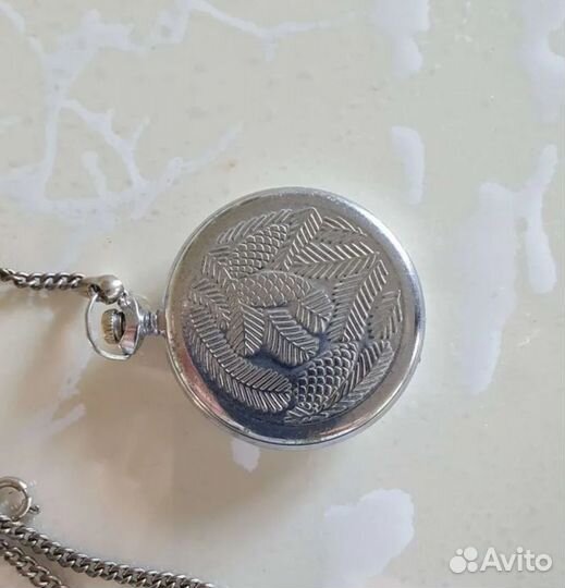 Часы карманные на цепочке молния глухарь