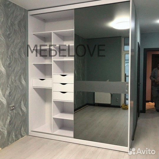 Шкаф купе встроенный на заказ в прихожую