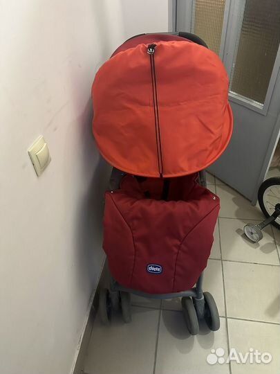 Прогулочная коляска