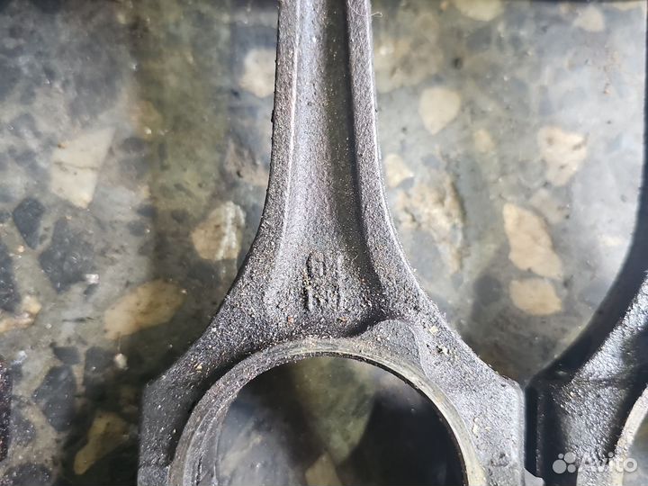 Поршень с шатуном Opel Vectra A C18NZ