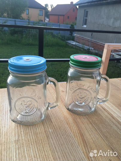 Банка кружка с крышкой новая