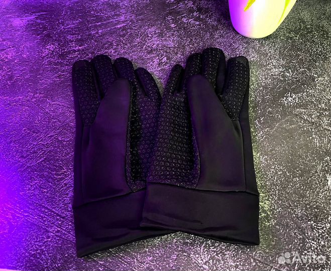 Перчатки Nike swoosh