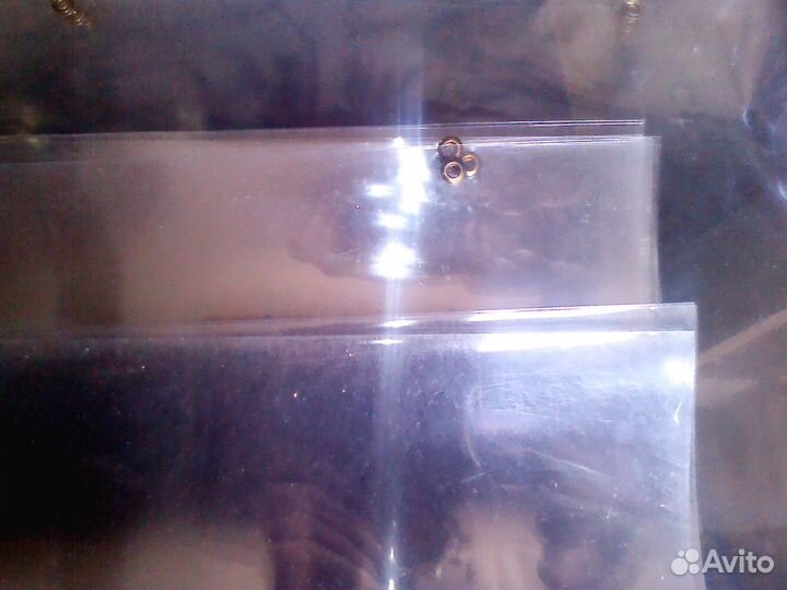 Прозрачный пластик