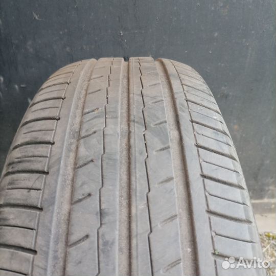 Yokohama Bluearth ES32 205/60 R16