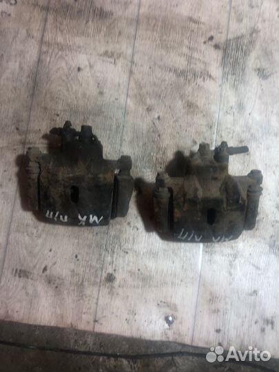 Суппорт тормозной передний Geely Mk MR479QA 2011