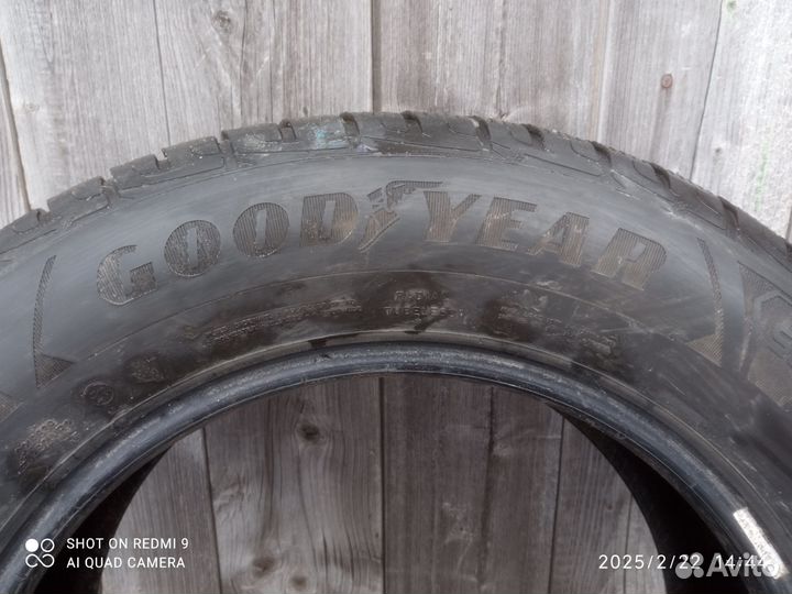 Goodyear UltraGrip Ice 235/65 R17