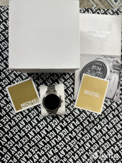 Смарт часы michael kors