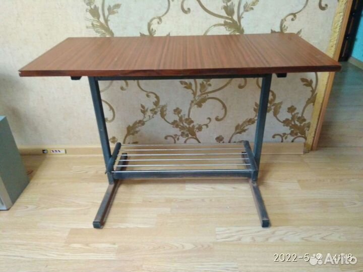 Подставка для телевизора