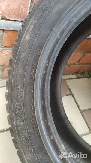 Yokohama Ice Guard IG55 215/55 R17