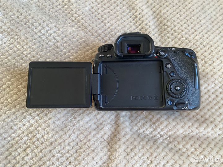 Зеркальный фотоаппарат canon 80D