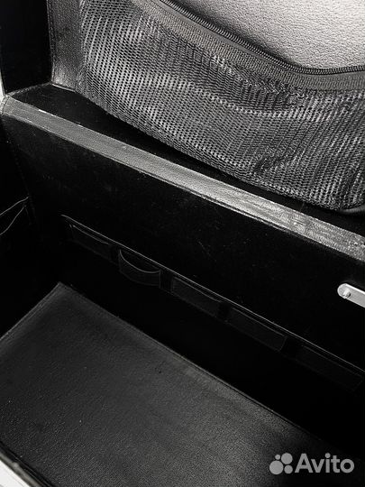 Кейс чемодан визажиста парикмахера грумера