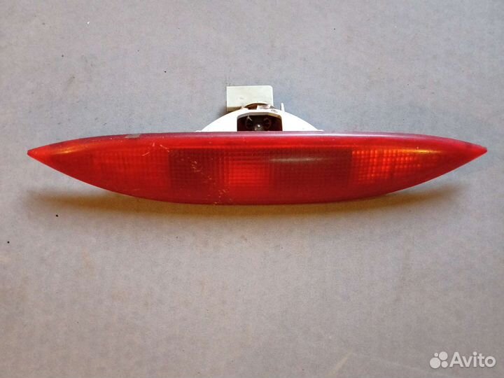 Стоп-сигнал задний дополнительный Nissan Note E11