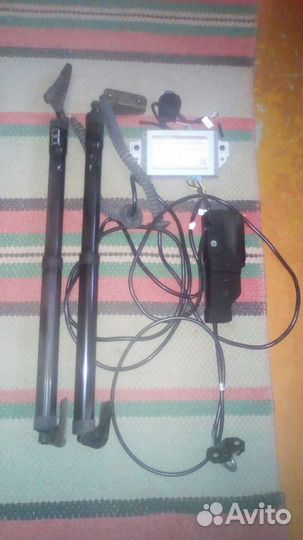 Электропривод багажника