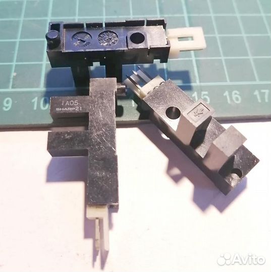 Щелевой оптический датчик контроля Sharp 1A05