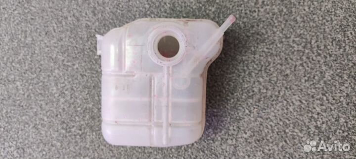 Расширительный бачок GM, Opel, Chevrolet.А13220124
