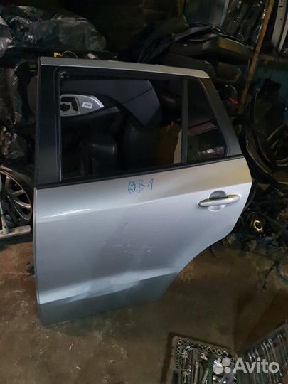 Дверь задняя левая Hyundai Santa Fe внедорожник
