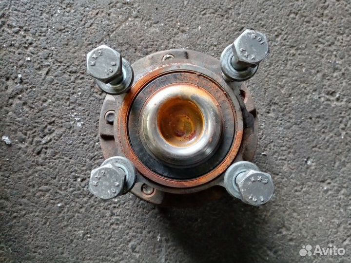 Ступица передняя Bmw 5-Series E60 2.5 2007