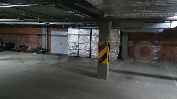 Машиноместо, 16 м²