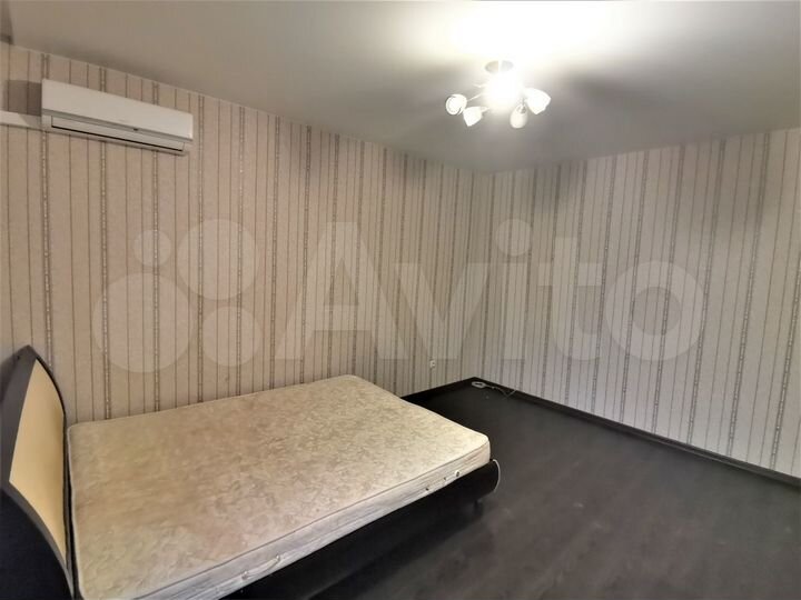 3-к. квартира, 100 м², 10/12 эт.