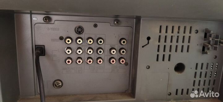 Телевизор Panasonic лучевой 25 дюймов