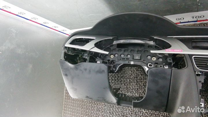 Панель передняя салона (торпедо) Audi A4 B8/8K