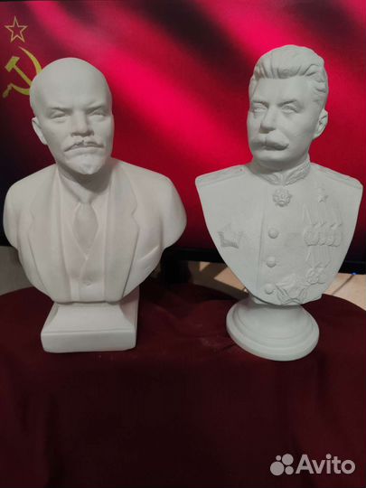 Бюст Сталина, Ленина, Дзержинского и Путина