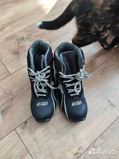Лыжные ботинки