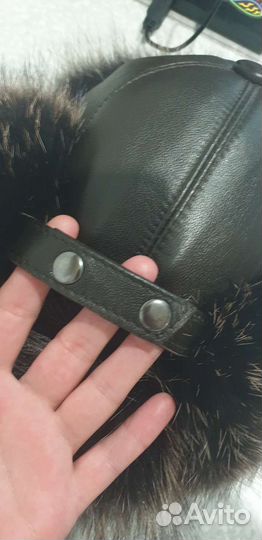 Женская шапка