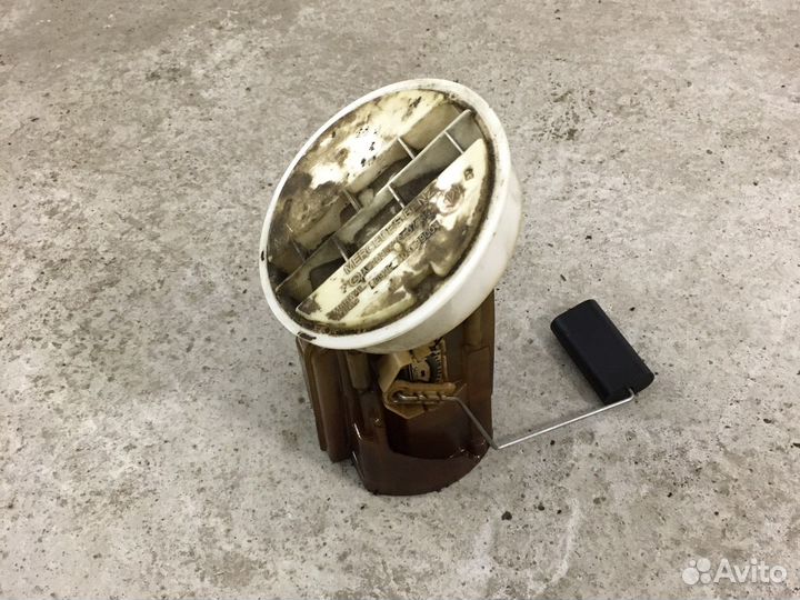 Топливный насос Mercedes W203 (3225)