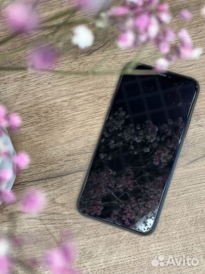 iPhone 11 Pro, 64 ГБ