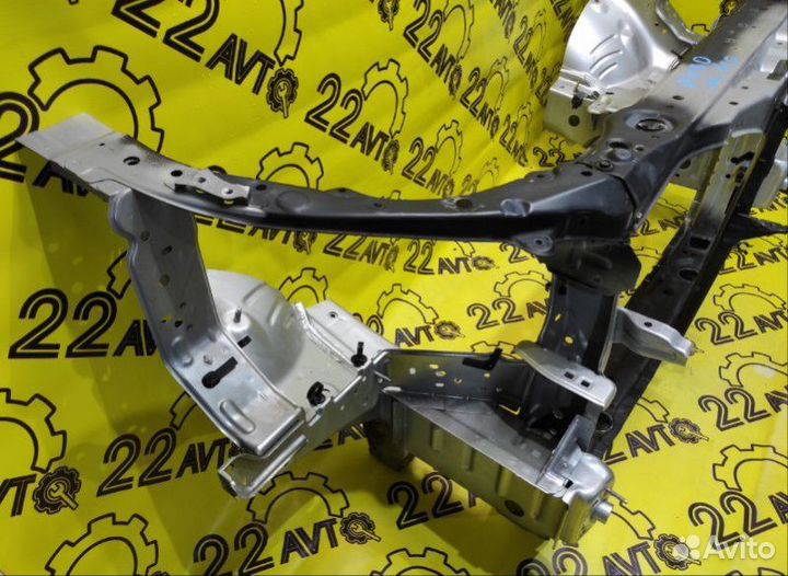 Рамка радиатора Toyota Harrier GSU30 2grfe 2006.10