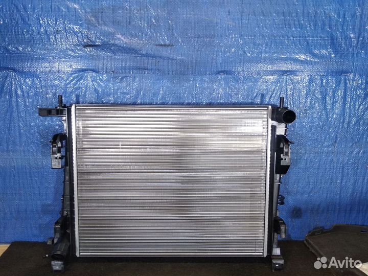 Радиатор двс Renault Duster 1 2011 новое