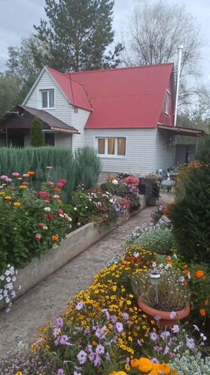 Дом 101 м² на участке 7,4 сот.