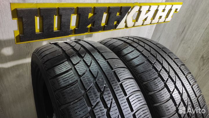 Hankook IceBear W300 215/50 R17