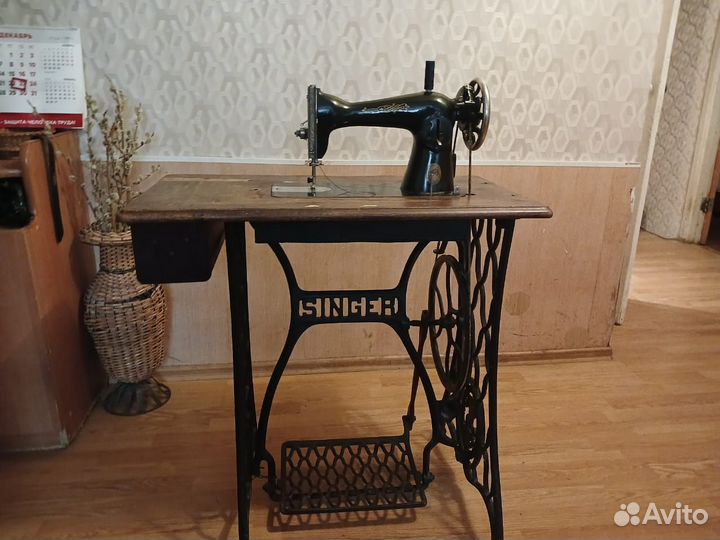 Швейная машинка подольская ножная