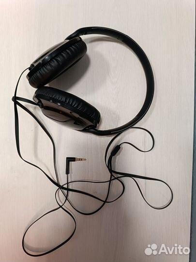 Наушники Philips накладные проводные