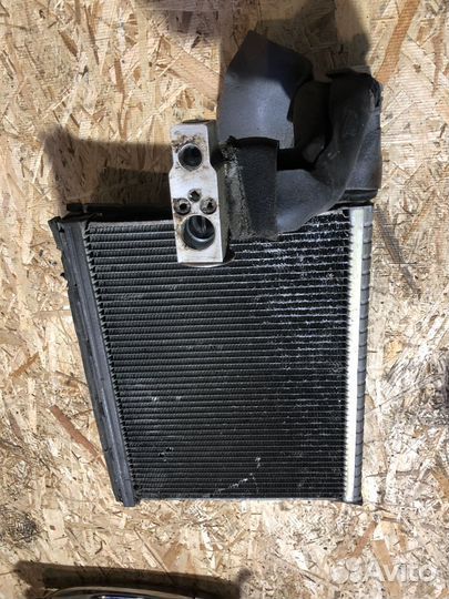 Испаритель кондиционера Subaru Tribeca B9