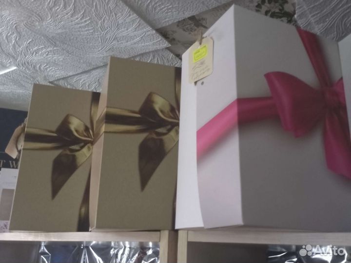 Коробки для торта и подарочные