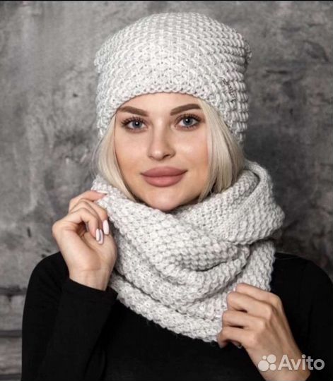 Комплект шапка и снуд