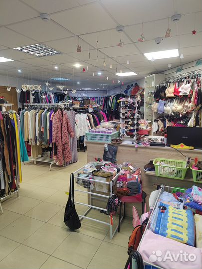 Магазин одежды stock & second hand