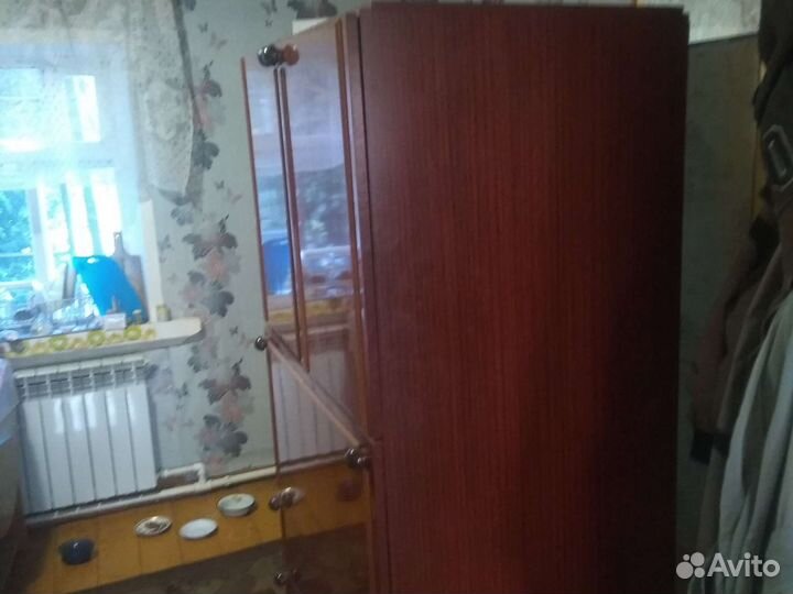 Шкаф