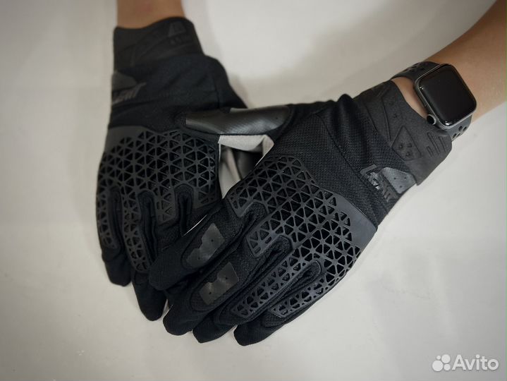 Мотоперчатки Leatt Moto 4.5 Lite Glove, Черный