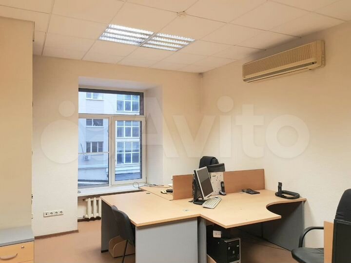 Сдается офис в аренду, 330 м² с мебелью
