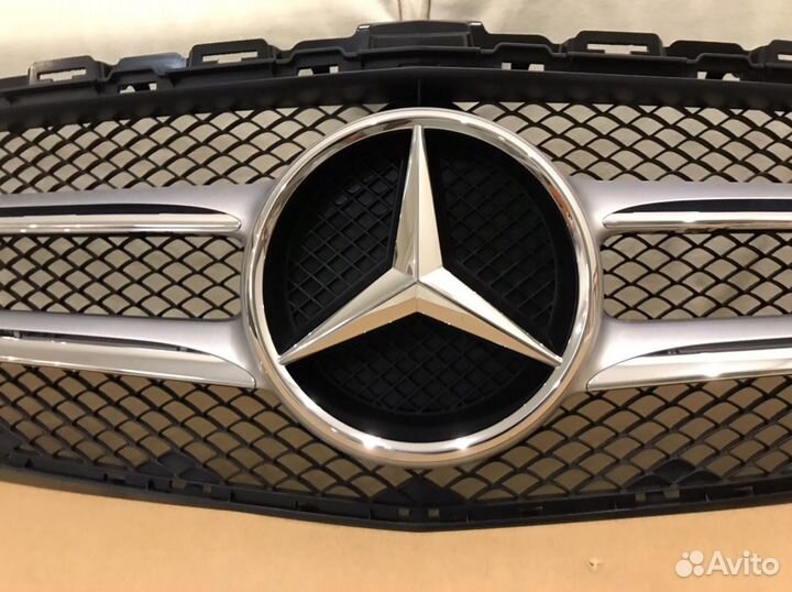 Решетка на C class (w 205) Оригинал AMG