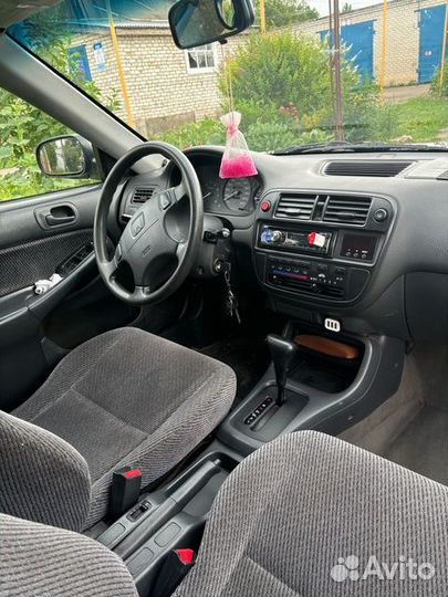 Honda Civic 1.5 AT, 1998, 266 000 км