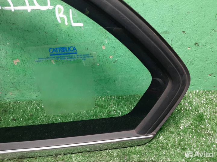 Стекло багажника левое Chevrolet Captiva 2008