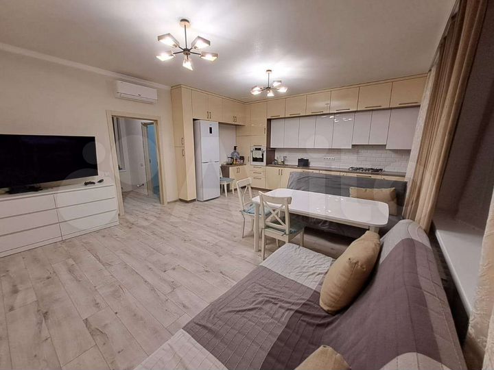 Дом 180 м² на участке 7 сот.