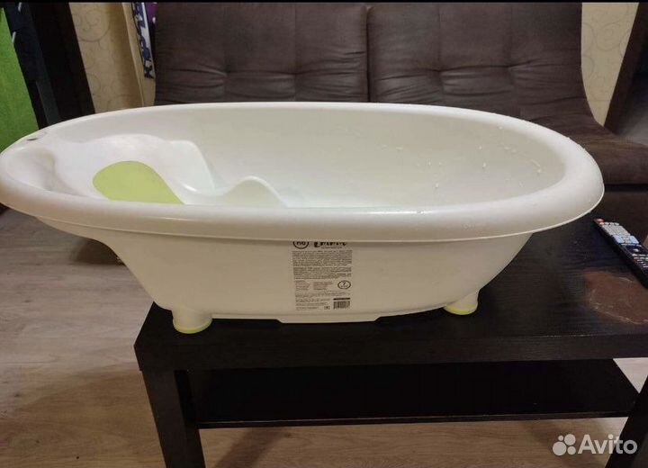 Ванночка для купания с горкой